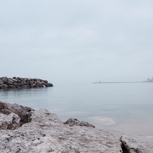 Available Studio, 1, 2, or, 3 Bedroom Apartments in Edgewater Chicago