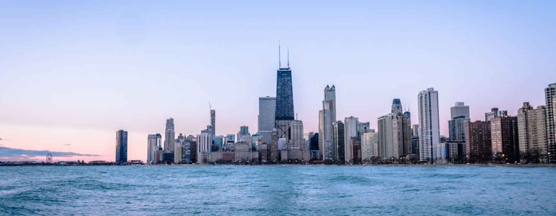 edgewater chicago skyline with lake michigan - 1 bedroom apartments for rent in edgewater chicago