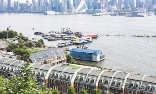 Luxury apartments Edgewater