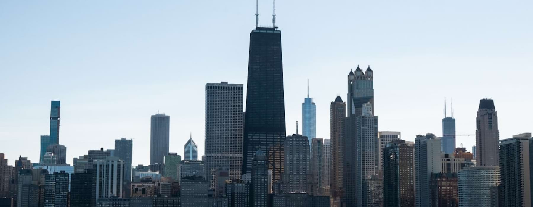 chicago apartments with rooftop pools